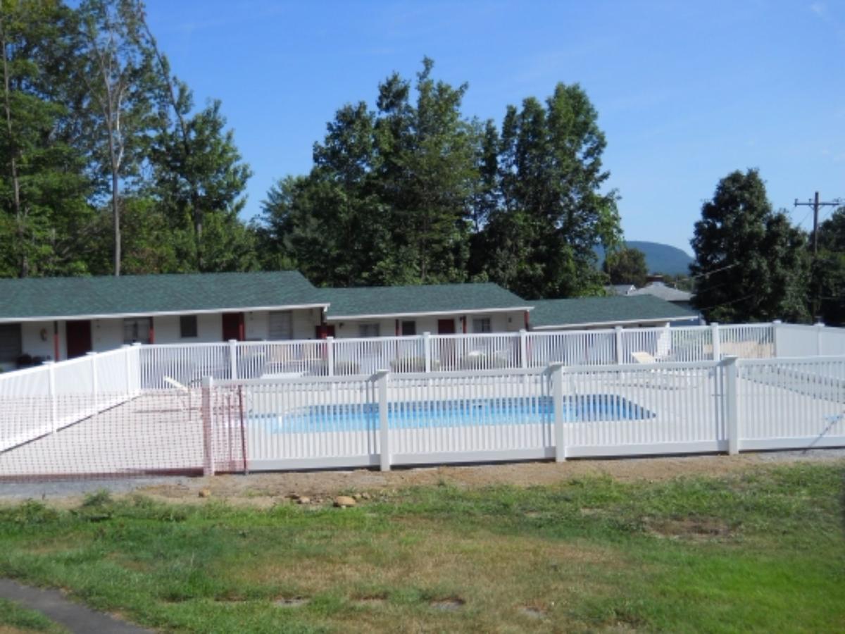 Hillside Motel Lake George Exterior photo